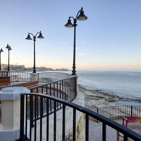 Seafront In - Perfect For Relaxation By 360 Estates דירה סליאמה